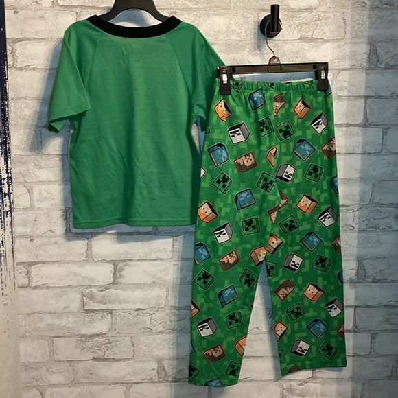 Boys Minecraft Pj set size 8 - Picture 2 of 4